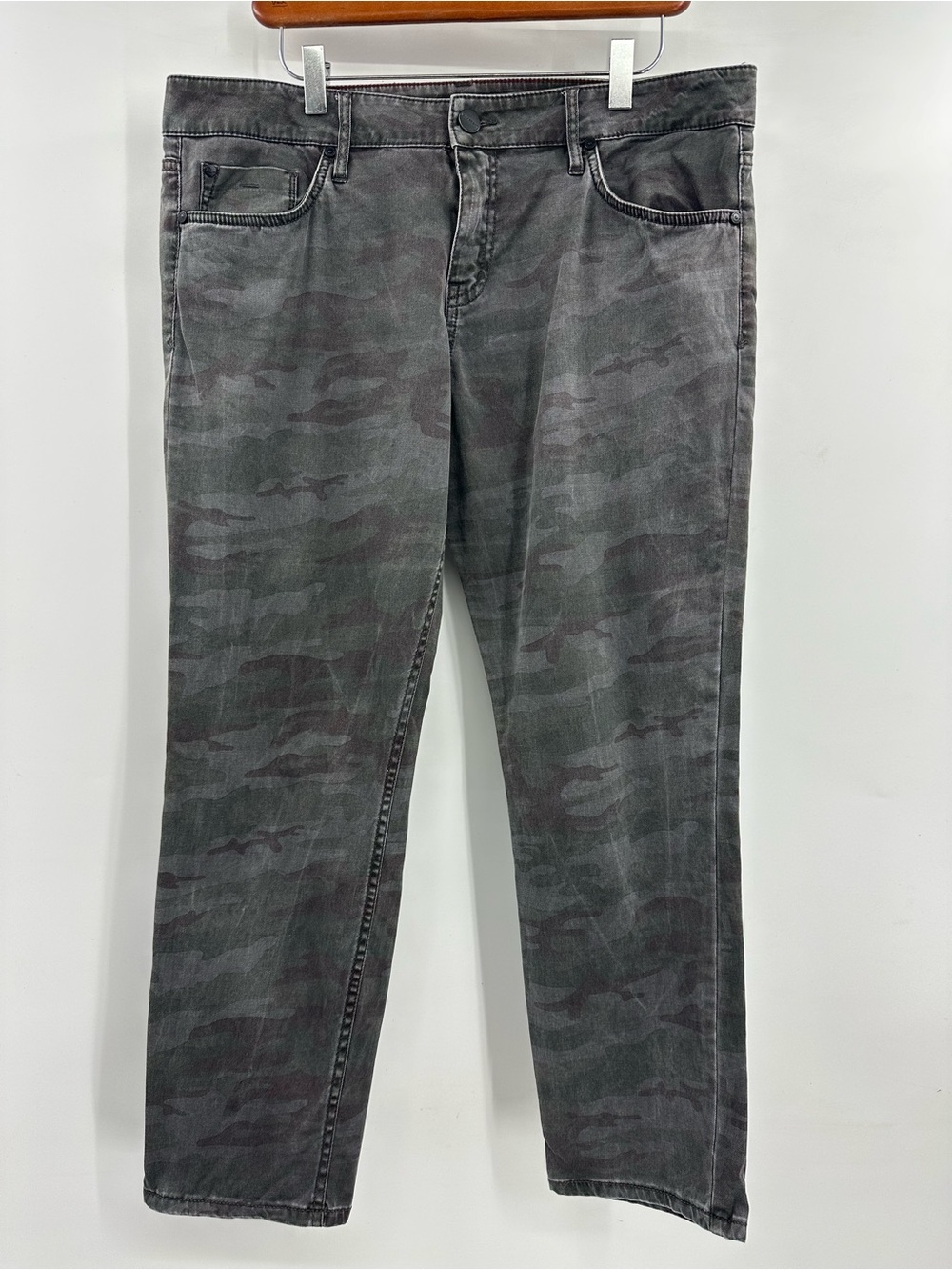 Sanctuary Women's Straight Grey Camouflage Jeans Size 32